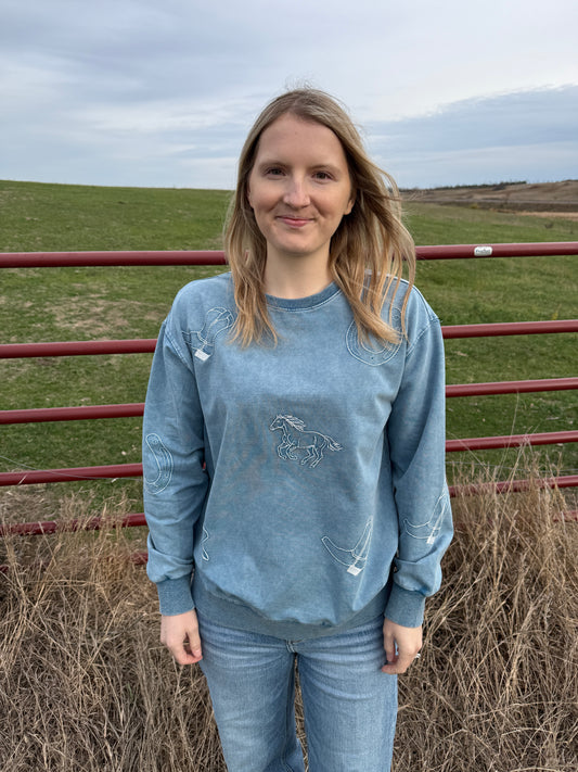 Boot Scoots Pullover
